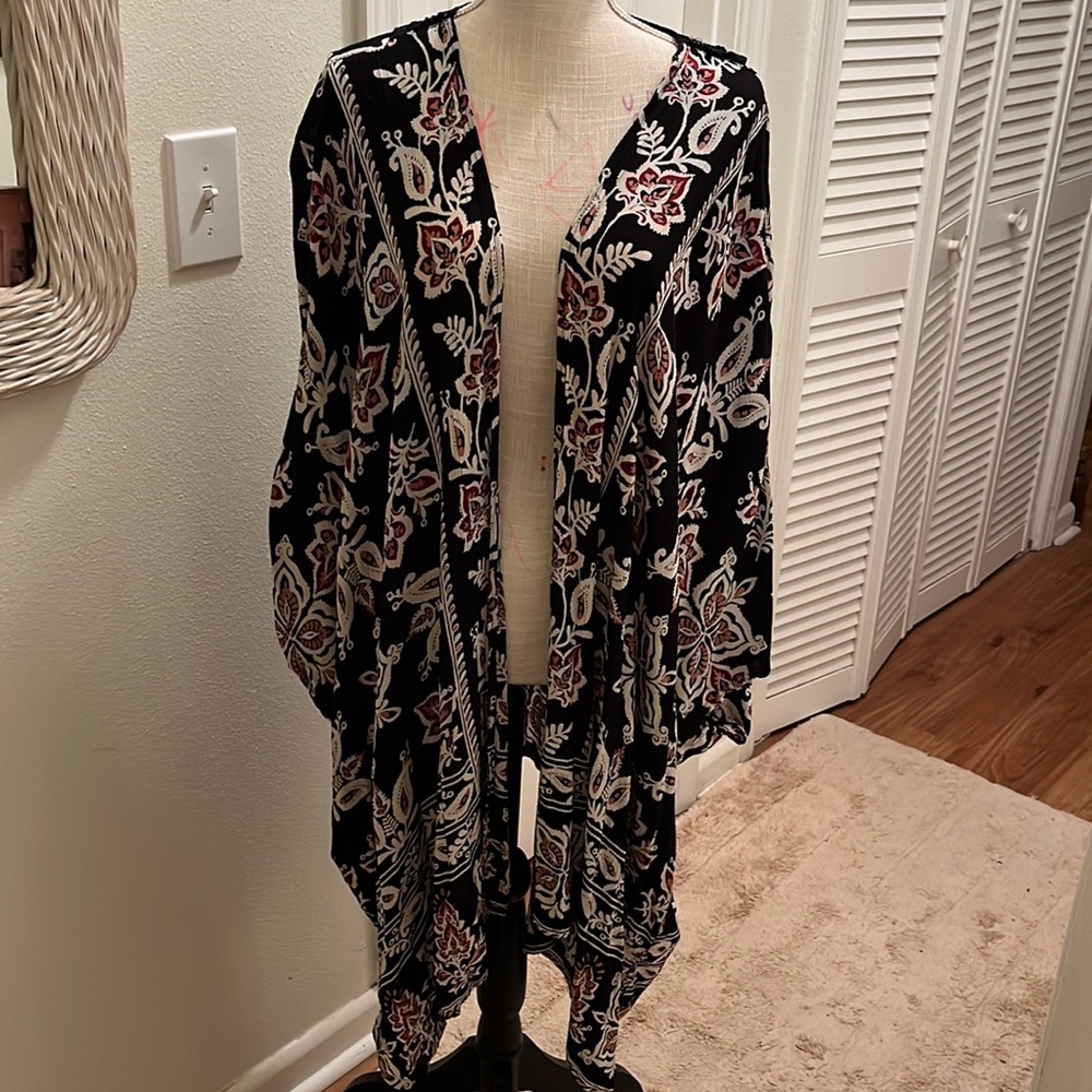 Sky and Sand Bohemian kimono cardigan shrug with lace back